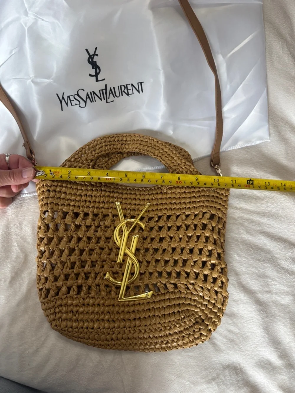 Yves Saint Laurent Tan Woven Raffia Crossbody with Gold YSL Emblem - Picture 7 of 8
